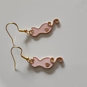 HEART Cat earrings Pink Beautiful Enamel design 925S post EO